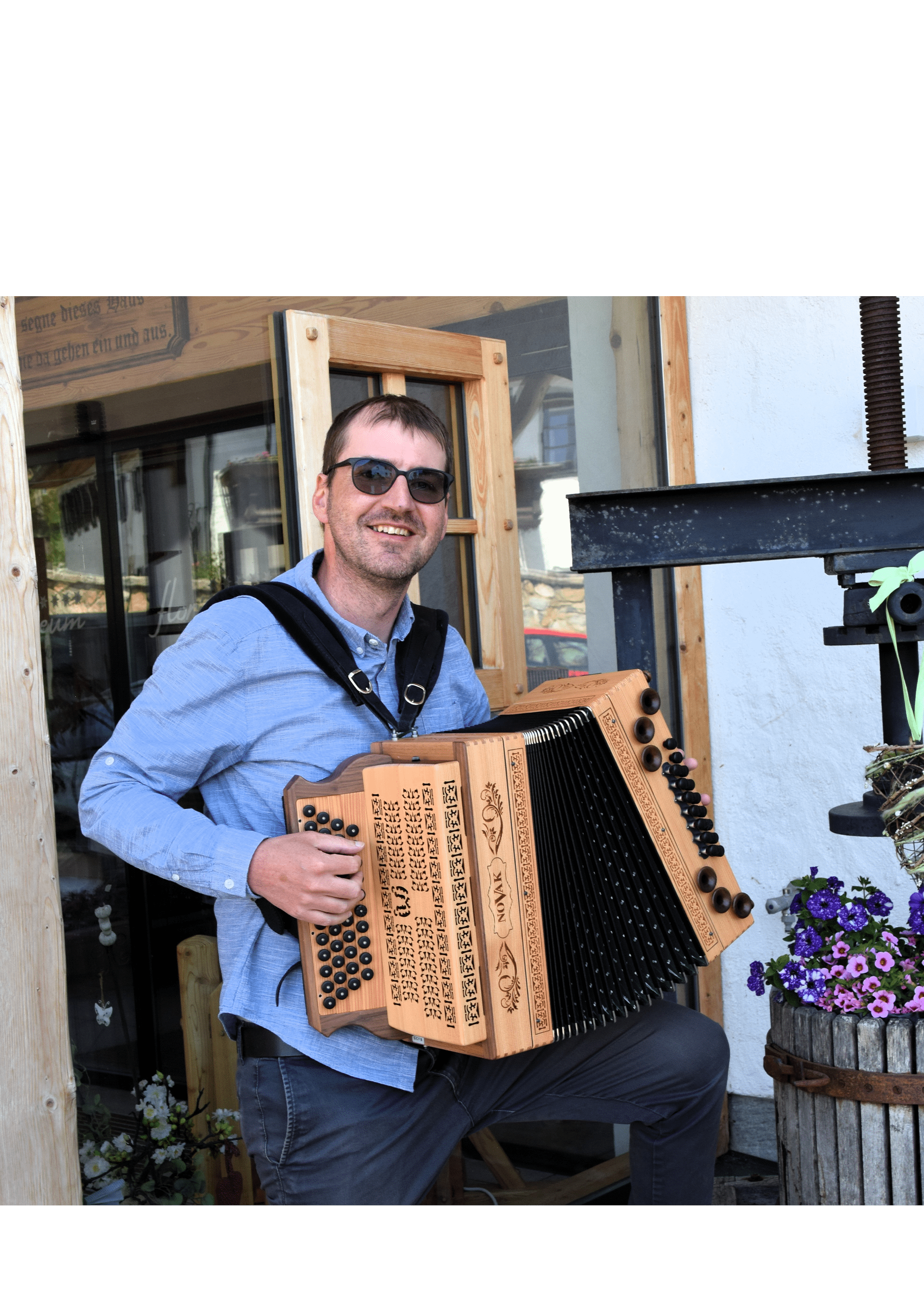 Harmonikalehrer Bernd Siegele Portraitbild