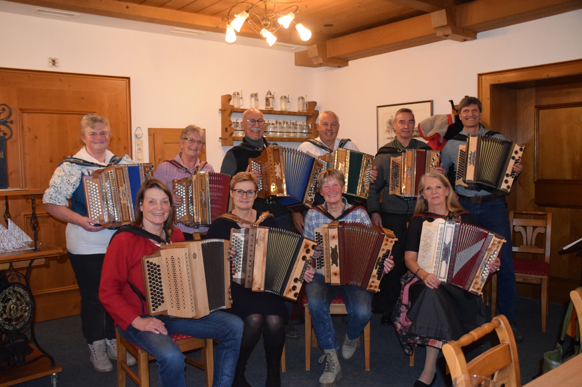 Advent-Stammtisch vom Bezirk Reutte - Gruppenbild