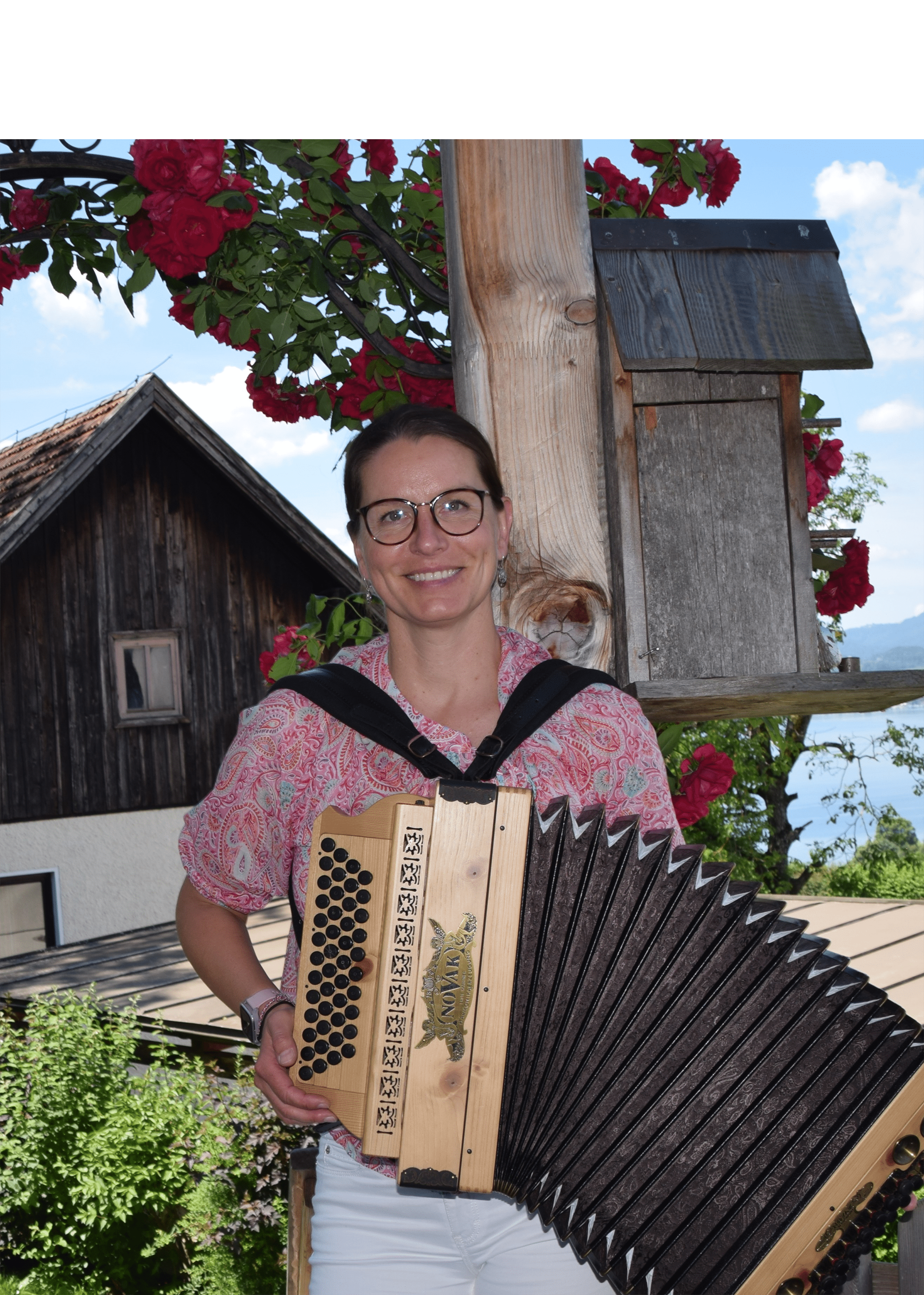Monika Dzuganova - Harmonikalehrerin im Landkreis Miesbach